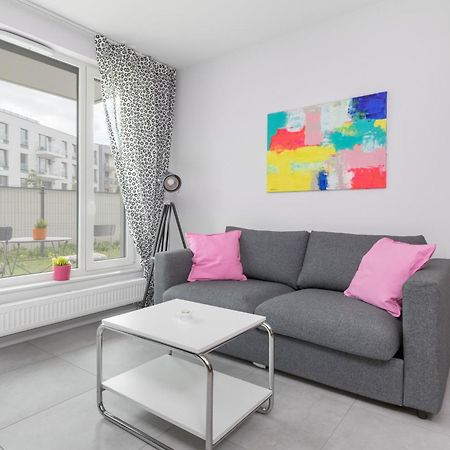 Sea And Stadium Apartments In Good Design With Parking & Garden By Rent Like Home กดัญสก์ ภายนอก รูปภาพ