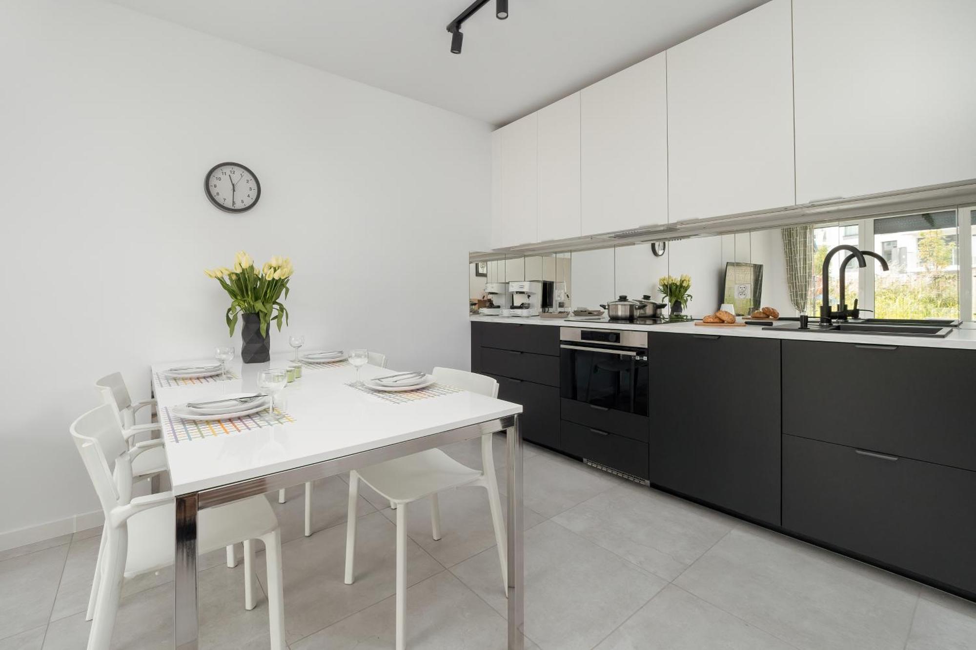 Sea And Stadium Apartments In Good Design With Parking & Garden By Rent Like Home กดัญสก์ ภายนอก รูปภาพ